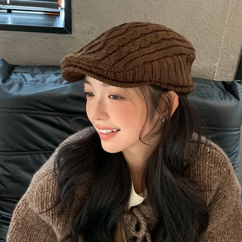 Women Vintage British Style Cable Knitted Newsboy Cap Warm Acrylic Winter Beret Hat Ear Protection Casual Solid Color Accessory