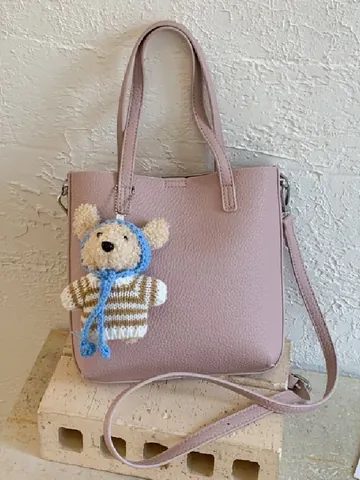 Women Fashion PU Leather Bucket Bag Lychee Pattern Commuter Shoulder Bag With Teddy Bear Pendant Crossbody Tote Handbag