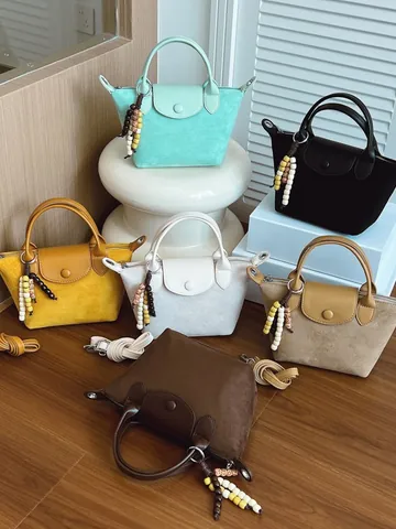 Sac à Main Dumpling en Cuir PU à Texture Daim pour Femmes Sac à Bandoulière Commuter Haut de Gamme Avec Charme de Perles Sangle Réglable Sacoche Mode Polyvalente