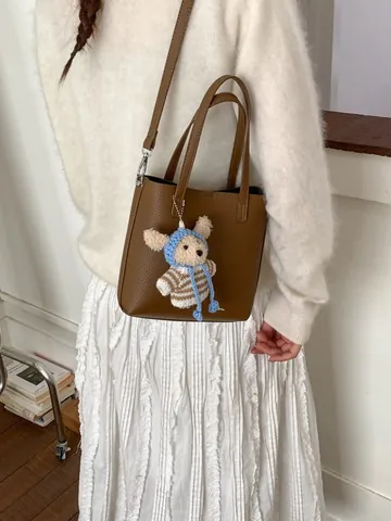 Women Fashion PU Leather Bucket Bag Lychee Pattern Commuter Shoulder Bag With Teddy Bear Pendant Crossbody Tote Handbag