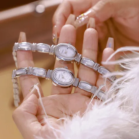Damen Eleganz Oval Muschel Einlage Armbanduhr Mode Vintage Legierung Quarz Armbanduhr Für Damen Party Täglich Kleid Uhr
