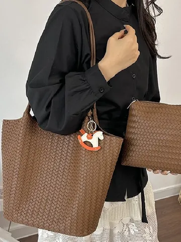 Luxury Woven Tote Bag For Women Large Capacity PU Leather Shoulder Bag With Horse Charm Casual Simple Commuter Handbag