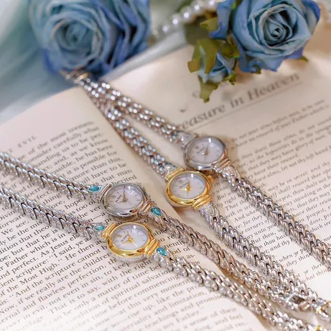 Reloj de Pulsera de Lujo de Aleación con Diamantes de Imitación para Mujer Moda Elegante Reloj de Cuarzo con Esfera de Nácar Hebilla de Joyería Reloj de Pulsera
