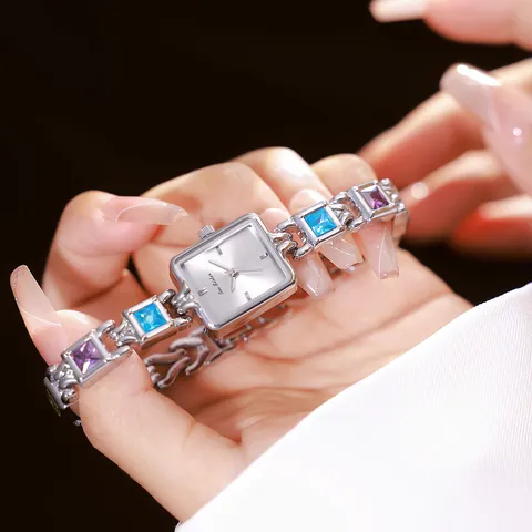 Luxus Damen Rechteckige Quarzuhr Regenbogen Strass Legierung Armband Vintage Mode Wasserdichte Armbanduhr Schmuckverschluss