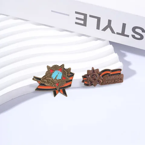 Vintage Soviet Commemorative Metal Badge Brooch Red Star Sickle and Hammer George Ribbon Pin Badge For Collection Gift