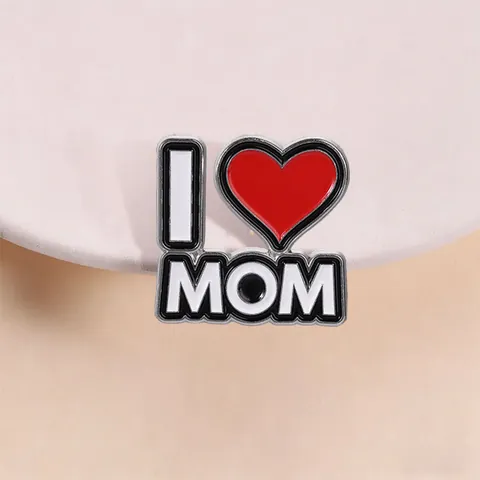 Muttertagsgeschenk I Love Mom Herz Emaille Brosche Zinklegierung Buchstaben Abzeichen Für Kleidung Tasche Zubehör Damen Schmuck Anstecknadel