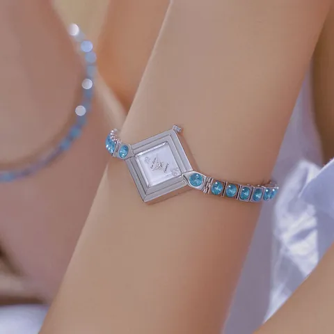 Reloj de Cuarzo de Aleación con Diamantes de Imitación de Lujo para Mujer con Esfera de Rombo de Nácar Cierre de Joyería Elegante Reloj de Pulsera