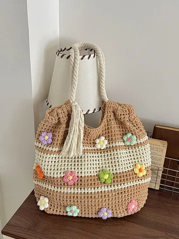 Grand Sac Rayé Tissé à la Main Grande Capacité Tricot Sac à Épaule Plage Vacances Avec Fleurs au Crochet 3D Glands Femme