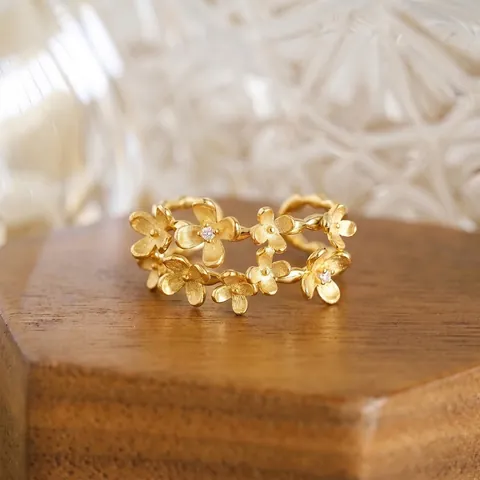 Anillo de Flor Cepillado Artesanal de Plata de Ley 925 Mujer Chapado en Oro 10K Circonia Botánica Anillo Ajustable