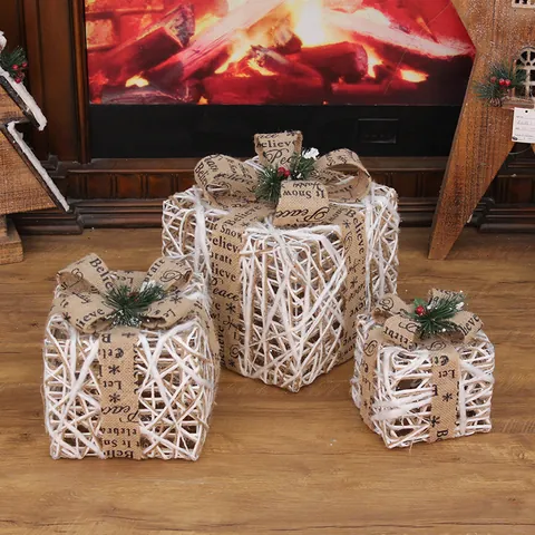 Weihnachts Glänzende Geschenkboxen Deko Eisennetz LED Lichterbögen Mit Bogen Kiefernadel Beere Feiertagsdekoration