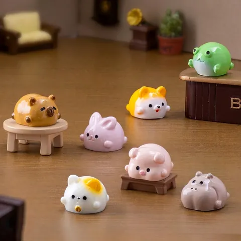 Kawaii Animal Miniature Figurines Resin Spherical Pig Cat Frog Capybara Dollhouse DIY Decor Desktop Ornament Charming Gift