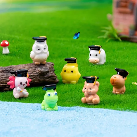 Cute Graduation Cap Cartoon Animal Figurines Resin Frog Bear Axolotl Owl Chick Capybara Cow Micro Landscape DIY Ornament