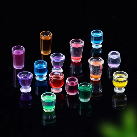 Miniature Resin Simulation Juice Glass Models Dollhouse Kitchen Food Accessories DIY Micro Landscape Mini Ornaments