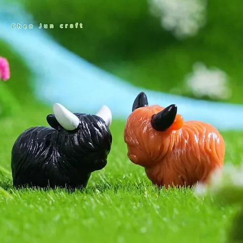 Miniature Highland Cow Figurines For Micro Landscape DIY Garden Decoration Resin Animal Statue Mini Desktop Ornament