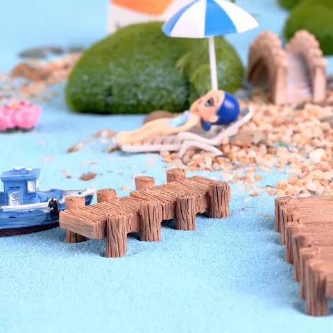 Figurina di Ponte a Ceppo di Resina in Miniatura Trama in Legno Piccolo Corridoio Molo per Muschio Micropaesaggio Fai da Te Accessori Decorazione