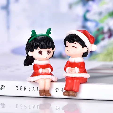 Christmas Sitting Couple Figurines Resin Miniature Ornaments For DIY Snow Globe Car Dashboard Desktop Decor Xmas Gifts