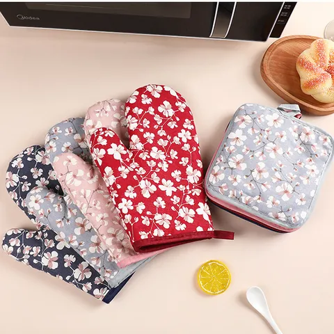 Heat Resistant Oven Mitts and Pot Holders Set Thickened Polyester Cotton Floral Printed Non-Slip Kitchen Gloves for Baking