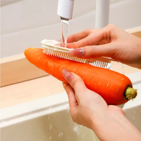 Spazzola Flessibile per la Pulizia delle Verdure Spazzola Multiuso per Frutta Lavello da Cucina Con Foro per Appendere