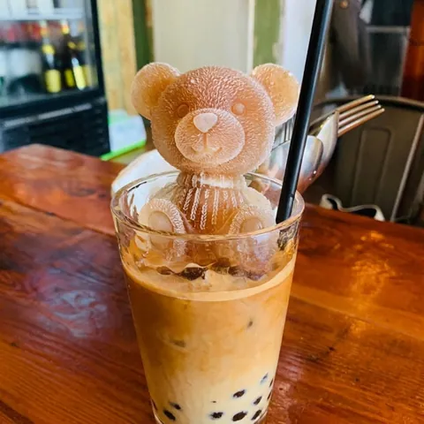 3D Cartoon Bear Silicone Ice Mold Food Grade Silicone Ice Tray For Coffee Milk Drink Reusable Flexible DIY Ice Cube Maker Home Kitchen Tool