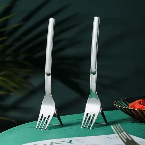 Multifunctional Stainless Steel Watermelon Slicer Fork Creative Fruit Cutter Dicing Slicing Tool For Home Kitchen Modern Simple Style