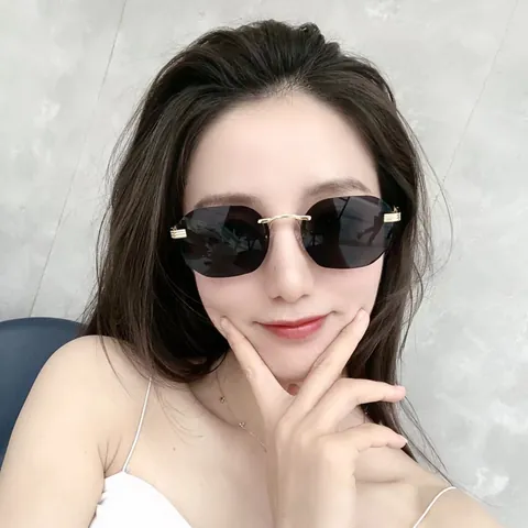 Women Rimless Small Frame Sunglasses Rectangular Ocean Lens Retro Metal Frame Sunglasses UV400 Fashion Eyewear For Daily Outing Party