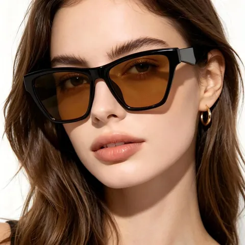 Lunettes de Soleil Fashion Œil de Chat Femmes Vintage Grande Monture Protection UV400 PC AC Lentille Pare-soleil Extérieur Mode
