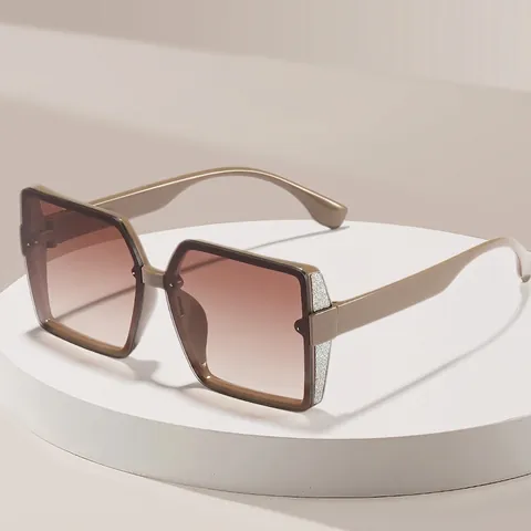Retro Square Oversized Sunglasses For Women Men Fashion Gradient Lens UV400 Protection PC Frame Stylish Streetwear Travel Eyewear
