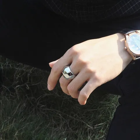 Geometrischer Polygonaler Dreiecksring Für Damen Herren Minimalistischer Edelstahl Industriestil Pärchen Ring Finger Schmuck