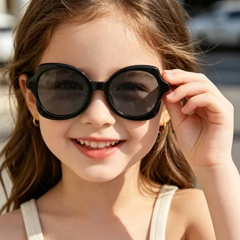 Kids Irregular Star Shaped Sunglasses Candy Color Outdoor UV400 Sunshade Eyewear For Children Toddlers Fashion Streetwear Sunglasses