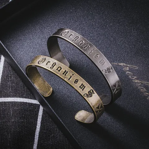 Retro Titanstahl Armreif Für Herren Damen Gotik Organismus Buchstabengravur Krone Kreuz Muster Hip Hop Schmuck