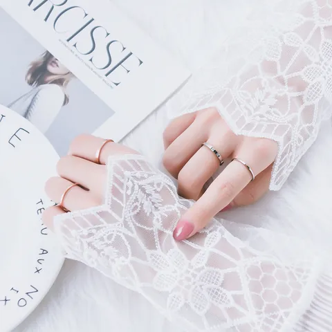 Minimalistischer Ultradünner Titanstahl Ring Für Damen Herren Einzelner Strass Inlaid Edelstahl Band Ring Paar Schmuck