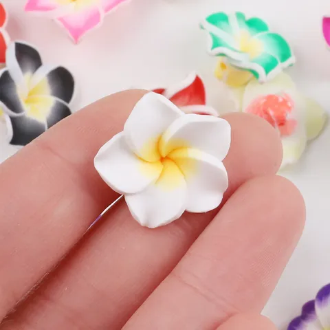 Plumeria Arcilla Polimérica Colorida Flor Cuentas DIY Hecho a Mano Joyería Tocado Anillo Sombrero Accesorio Teñido Plumeria Floral