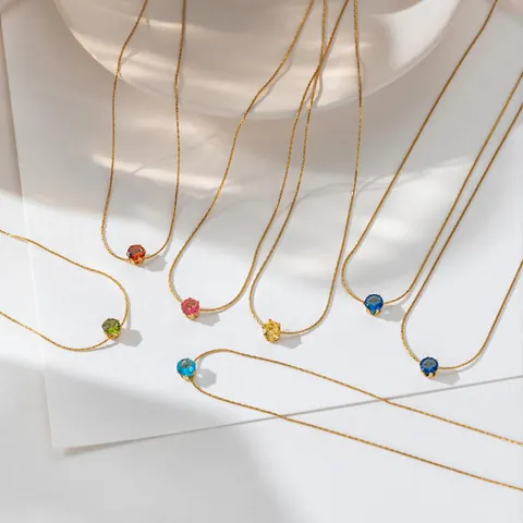 Titanium Steel Six-Claw Rhinestone Pendant Necklace for Women Light Luxury Colorful Zircon Style Clavicle Chain Party Jewelry