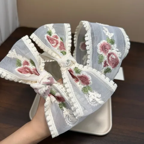 Cerchietto con Fiocco a Farfalla in Pizzo Ricamato a Mano per Donna Dolce Fata Rosa Floreale Accessorio per Capelli Regalo