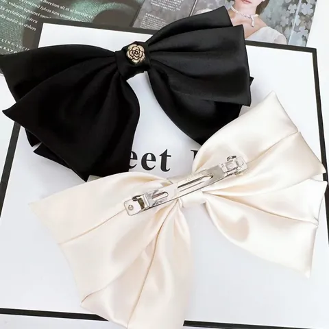 Fermaglio per Capelli Francese Oversize con Fiocco in Raso e Decorazione Rosa in Metallo Elegante Accessorio Retro Donna