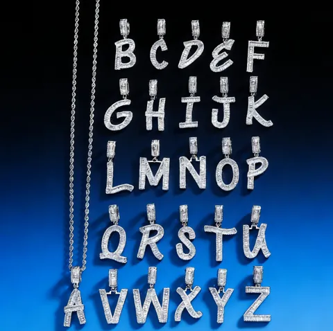 Collana con Pendente Lettera Iniziale Hip Hop Rame con Zirconia Intarsiata Pendente Alfabeto Iced Out Gioielli Uomo Festa