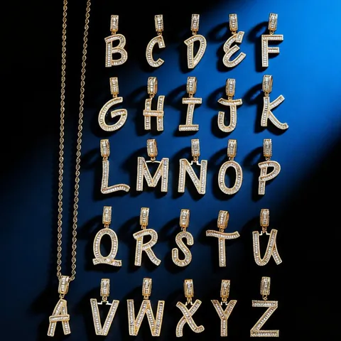 Collana con Pendente Lettera Iniziale Hip Hop Rame con Zirconia Intarsiata Pendente Alfabeto Iced Out Gioielli Uomo Festa
