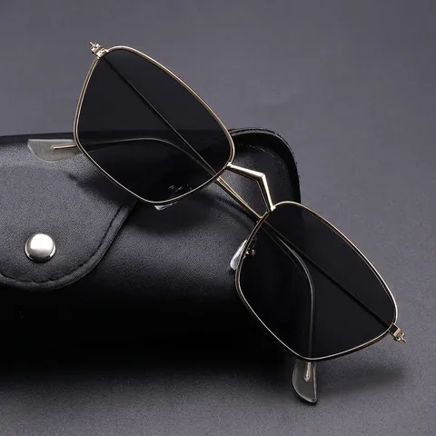 Irregular Geometric Metal Frame Sunglasses For Women Vintage Hip Hop Small Face Eyewear Gold Silver Tinted Lens Fashion Shades