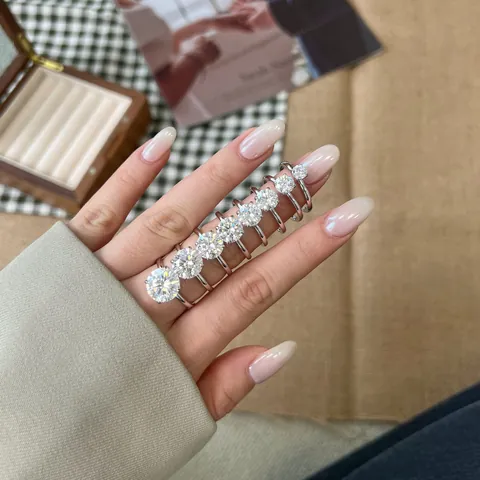 Luxury 925 Sterling Silver Moissanite Ring Round Cut D Color Four Prong Solitaire Engagement Wedding Finger Jewelry For Women