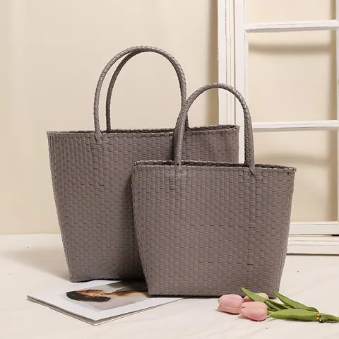 Minimalist PVC Woven Handbag Portable Solid Color Beach Bag Large Capacity Shopping Basket Tote Bag For Women Summer Vacation