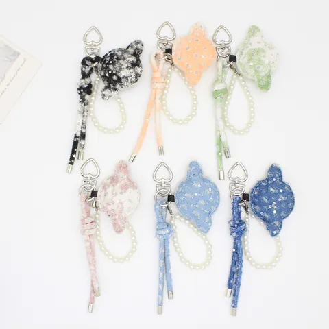 Portachiavi Artigianale a Forma di Pianeta in Denim Catena di Perle Artificiali Pendaglio per Borsa Stella Intrecciata Accessori Donna