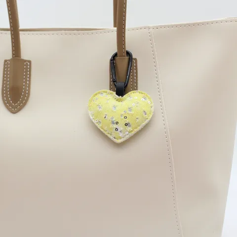Llavero Creativo de Mezclilla en Forma de Corazón Colgante de Tela con Lentejuelas y Estrellas Charm para Bolso y Coche Accesorios de Regalo DIY