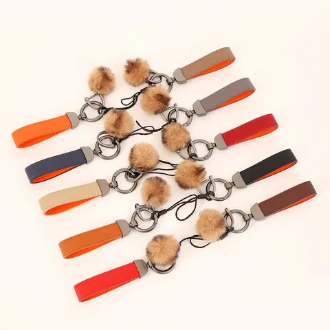 Detachable PU Leather Keychain with Plush Pom Pom Ball Car Key Ring Bag Pendant for Women Men Car Ornament Decoration