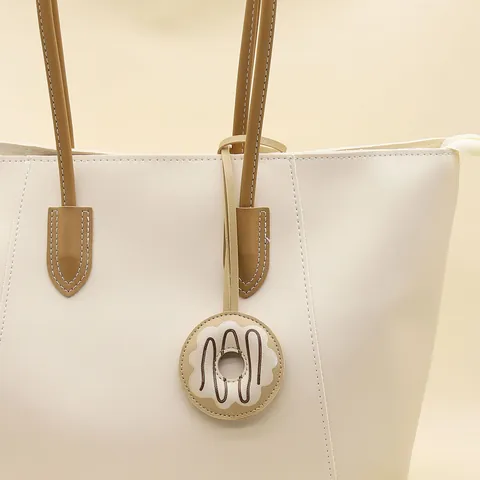 Ins Style Cartoon PU Leather Donut Keychain Cute Sweet Bag Charm For Women Girly Backpack Decoration Keychain Accessory