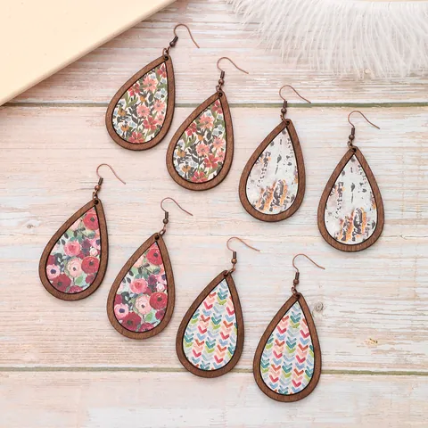 Bohemian Vintage Wooden Water Drop Earrings Ethnic Printed Floral Pattern Dangle Earrings Retro Large Jewelry For Women Vacation Beach Gift