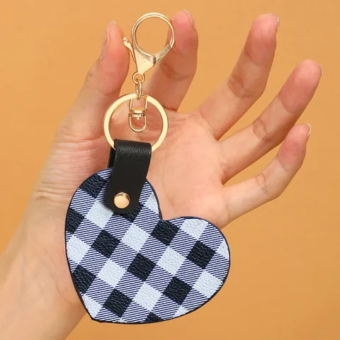 Herz Leder Karo Schlüsselanhänger Für Damen Koreanisches Karomuster Taschenanhänger Legierung Schlüsselring Valentinstag Weihnachten Geschenk Zubehör