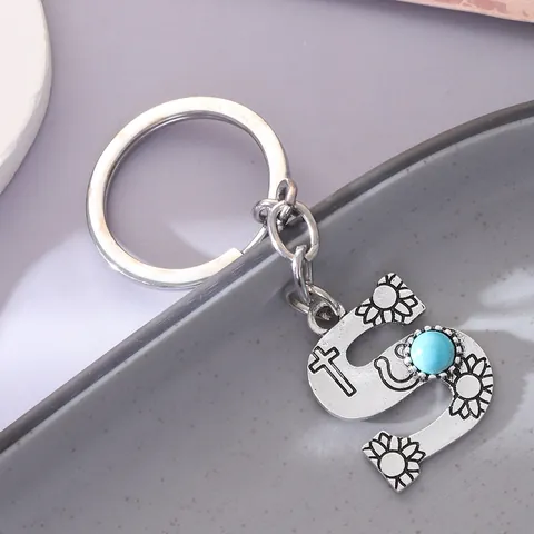 Bohemian Alloy Letter Keychain With Turquoise Western Retro Alphabet Pendant Metal Keyring For Car Bag Women Jewelry