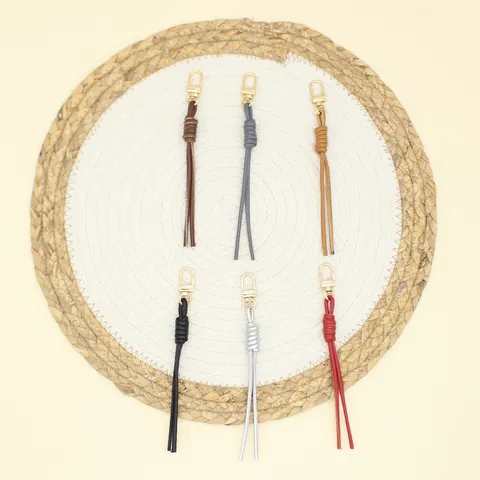 Handmade Woven PU Leather Rope Keychain Creative Solid Color Braided Strap Bag Charm Pendant for Keys Women Men Accessories