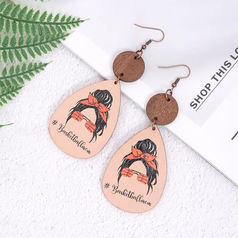 Kreative Holz Wassertropfen Ohrringe Damen Messy Bun Porträt Druck Fußball Basketball Baseball Mom Sport Thema Hängeohrringe Legierung Haken Modeschmuck