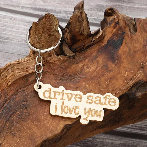 Portachiavi Creativo in Legno Ciondolo con Citazione di Lettere Incise al Laser Anello Portachiavi in Legno Naturale Regalo Per Mamma